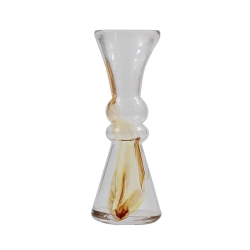 Jantarová váza ze silného skla
